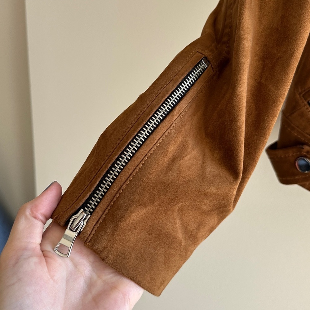 LOFT Tan Leather Jacket with Silver Accents - Picture 5 of 16